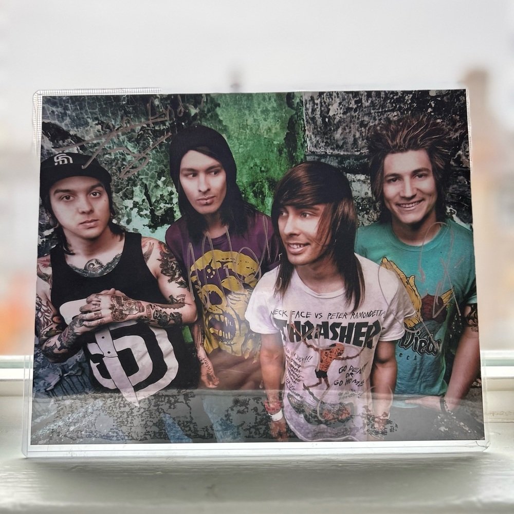 Copy of Pierce the Veil signed picture